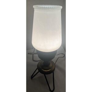 RARE!!  Antique VA Gallery‎ King Decorative Glass Table Lamp